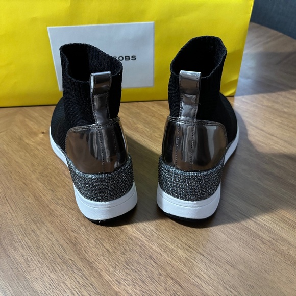 Michael Kors Skyler Embellished Metallic Stretch Knit Sock Sneaker Black Size 10 - Picture 3 of 12